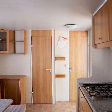 Mobile Home In Cavallino-Treporti With Terrace 外观 照片